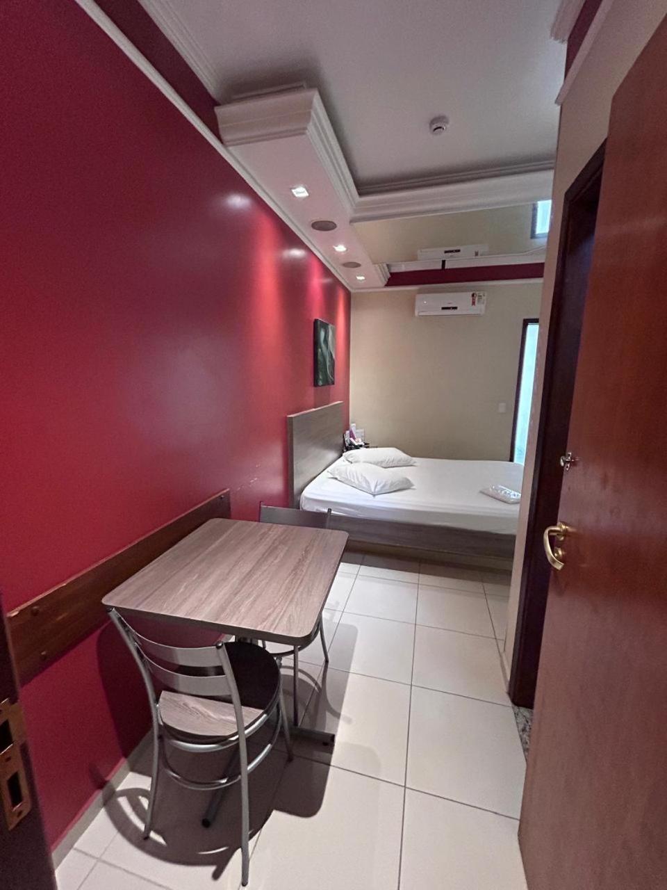 Alpha Motel อัมปาโร ภายนอก รูปภาพ